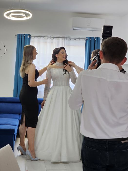 Rochie mireasa de la "Just bride"