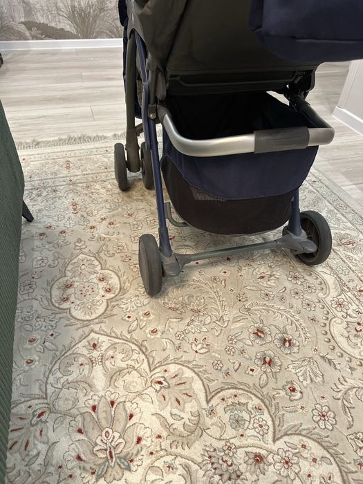 Коляска детская chicco