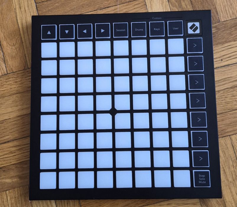 Novation Launchpad Mini MK3