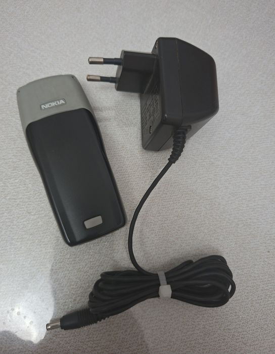 Nokia 1100 Original rodnoy