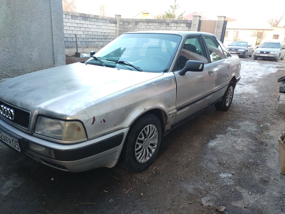 Продам Ауди 80          ,