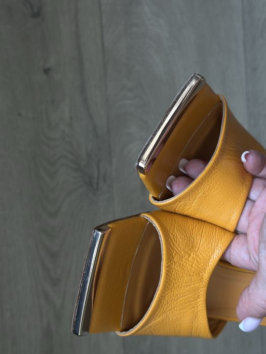 Нови обувки Ingiliz 37 номер сандали чехли оранжеви охра