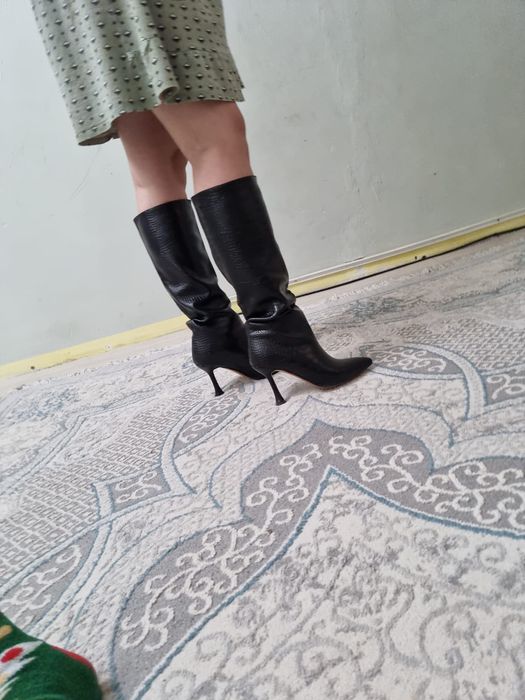 Продам осенью обувь