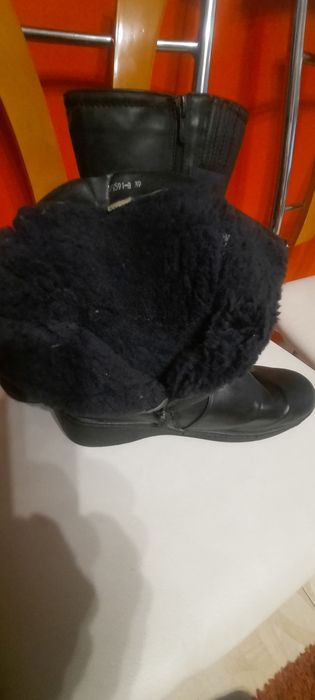 Продаются зимние сапоги