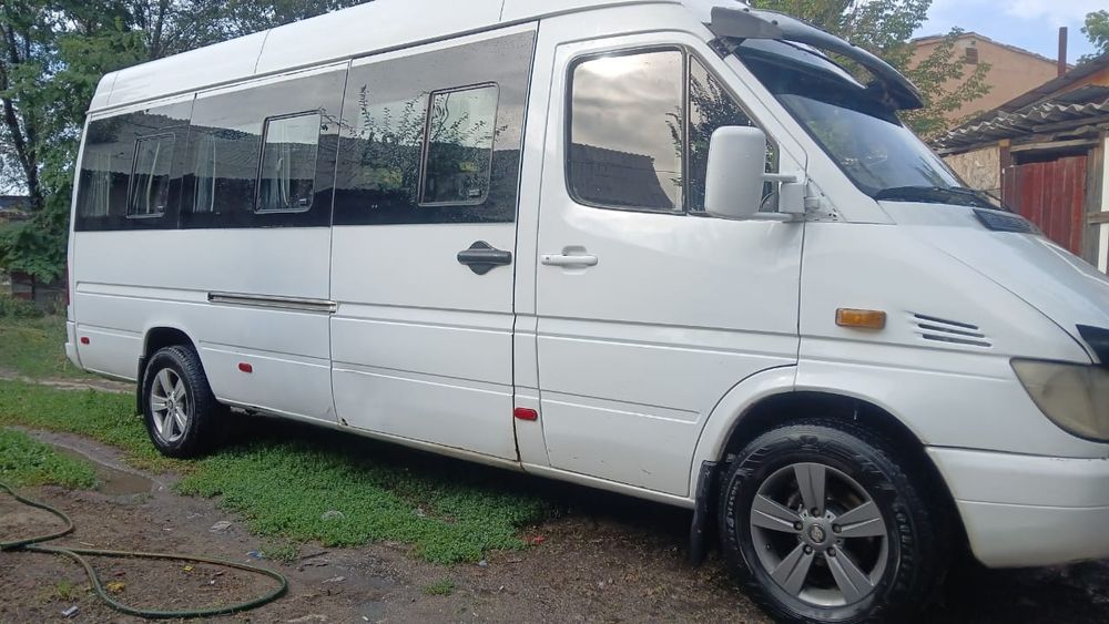 Mercedes sprinter