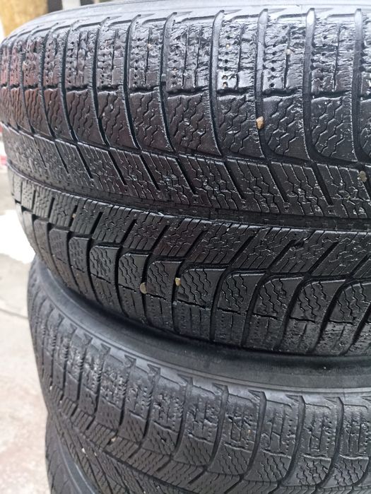 Продам резину комплект