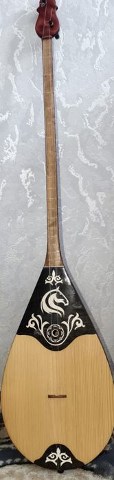 Домбыра сатылады