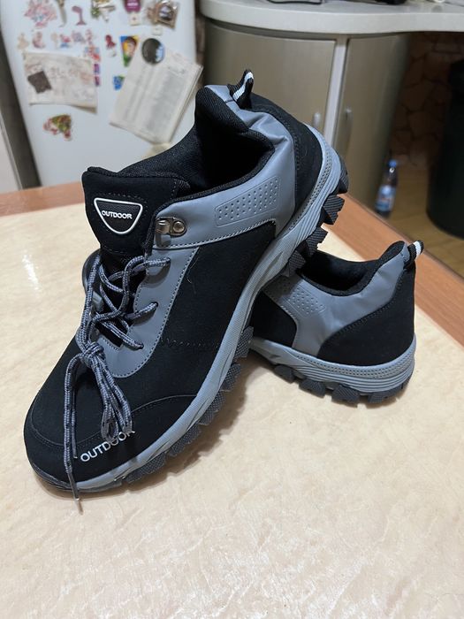 Кроссовки 45 размер