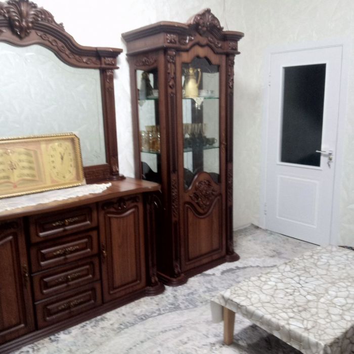 Srochna dom sotiladi