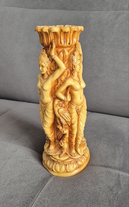 Антична азиатска ваза