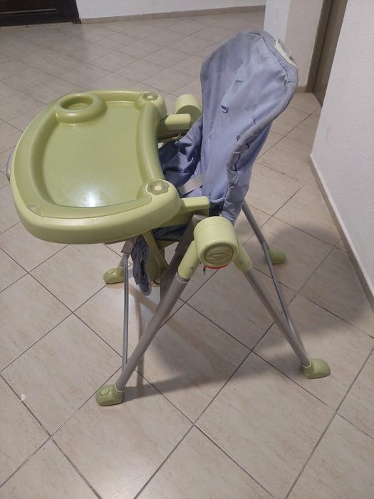 Детское сиденье для кормления