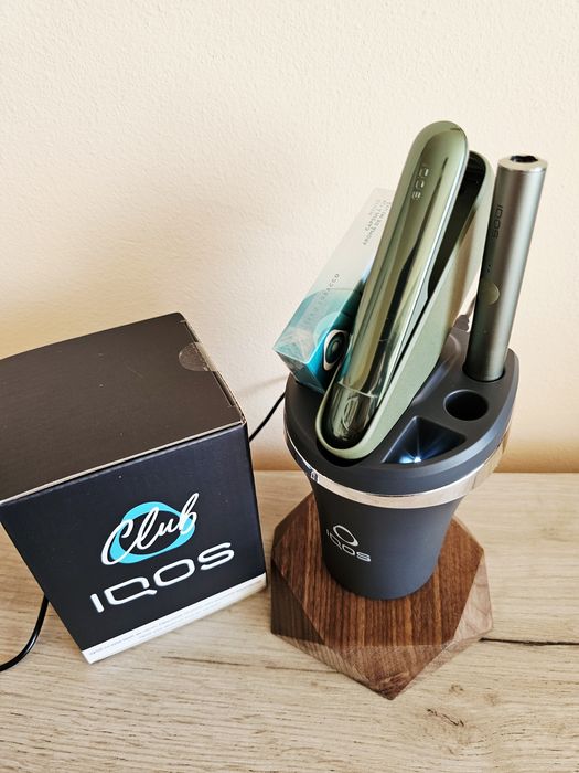 Scrumieră inteligentă IQOS