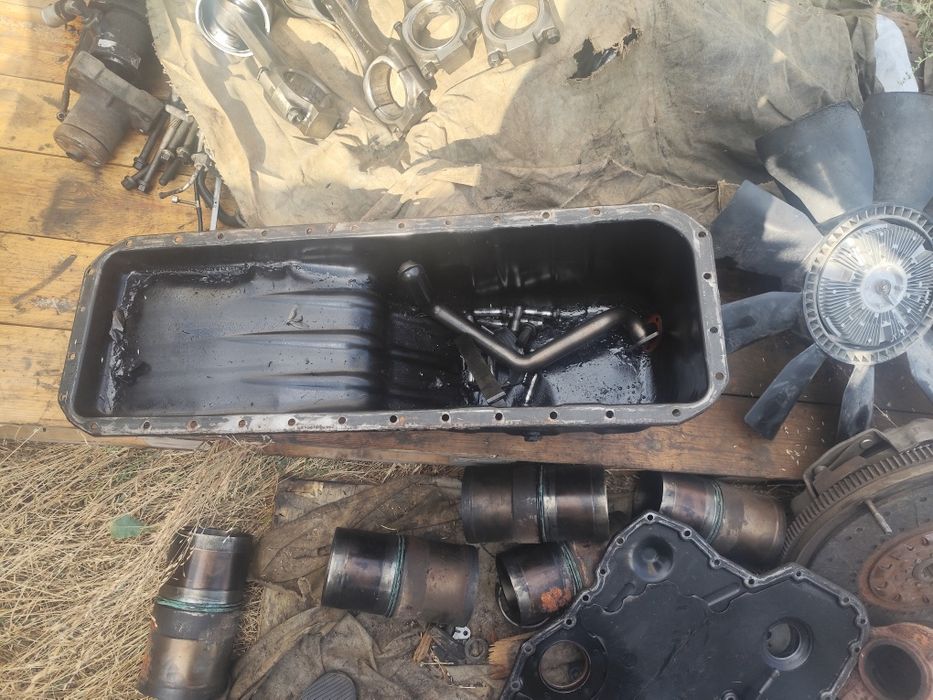 ГБЦ на кайманс Cummins 6ст