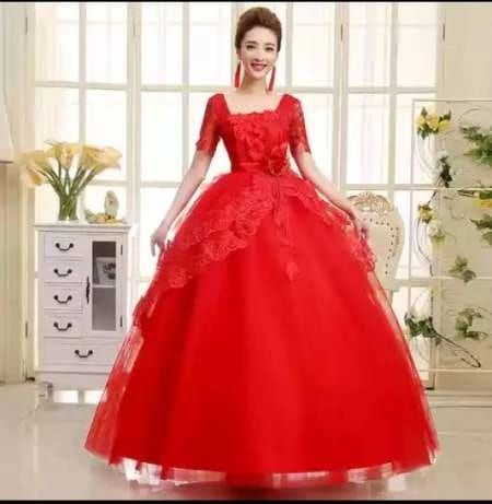 продам свадебные платья