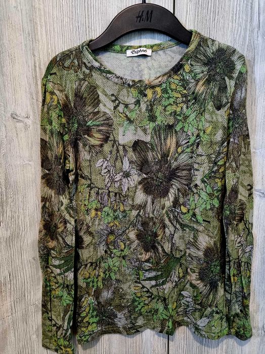 Блузи на българската фирма Daphne