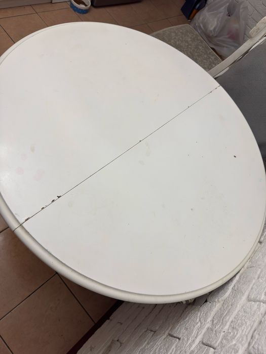 Продается кухонный стол