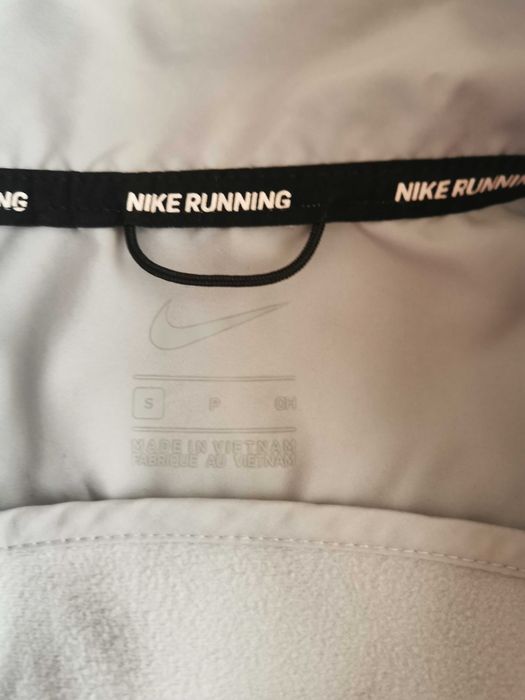 Nike грейка S размер