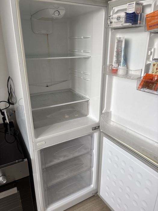 Продам холодильник.