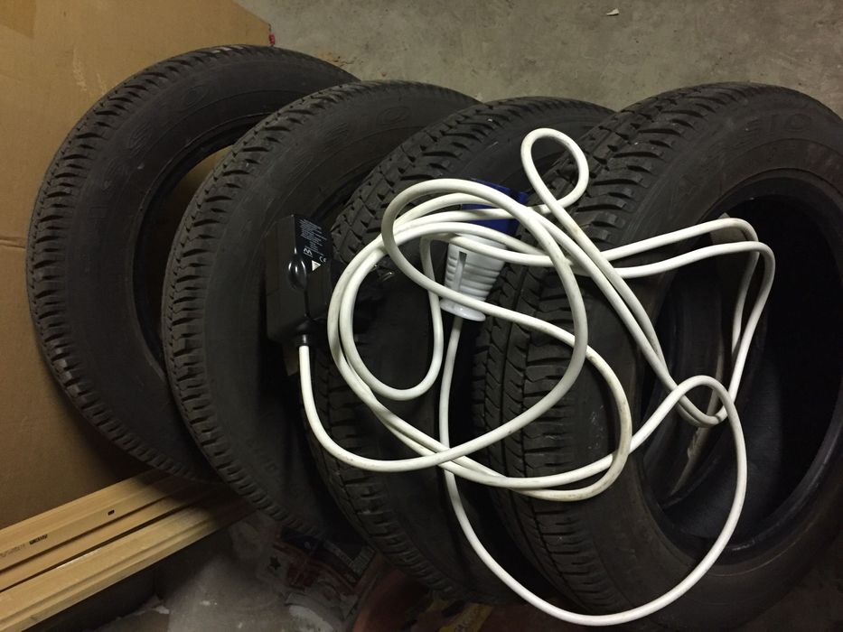 Зарядно за ел автомобил Рева Reva