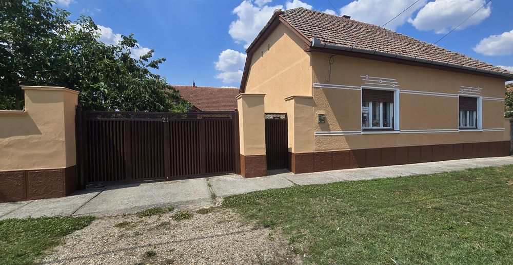 Casă de vânzare în Periam