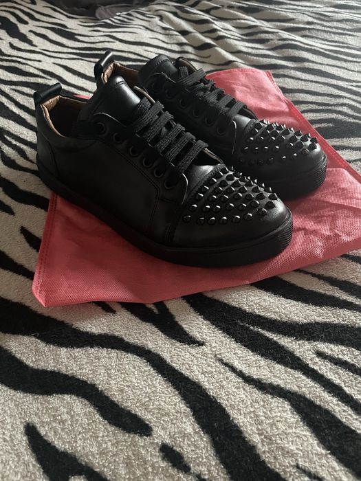 Adidasi louboutin