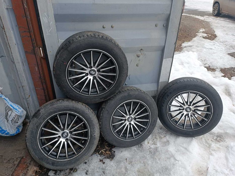 Продам колеса с Hyundai Accent.