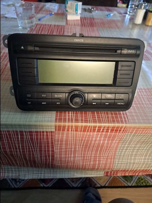 Авто CD Радио Шкода Scoda Roomster Fabia
