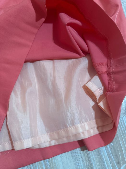 Розова дамска рокля