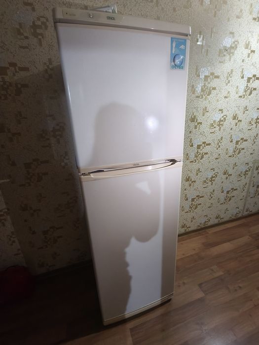 Холодильник Стинол рабочий