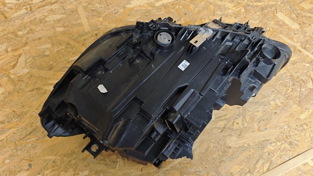 Десен фар БМВ 2 серия BMW 2 F44 Full LED
