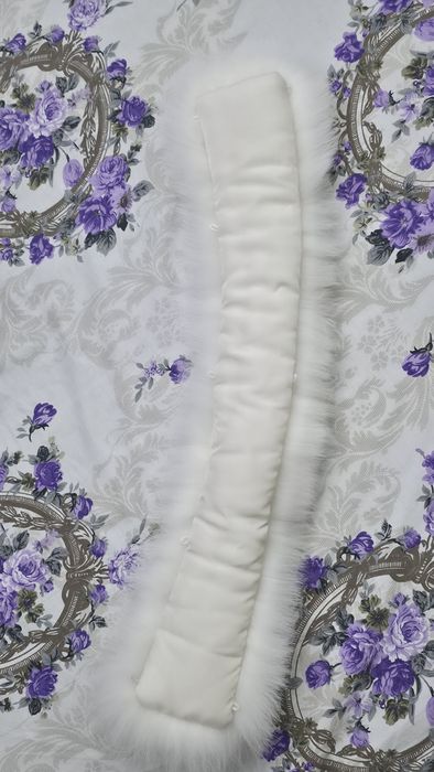 Guler de blana alba Vulpe polara etola