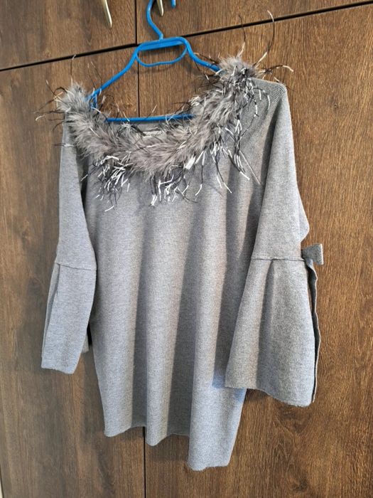 Продавам дамска блуза плетиво