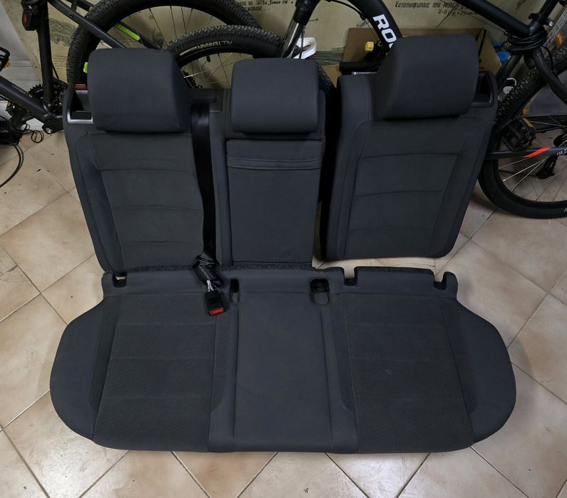 Салон за Голф 5.