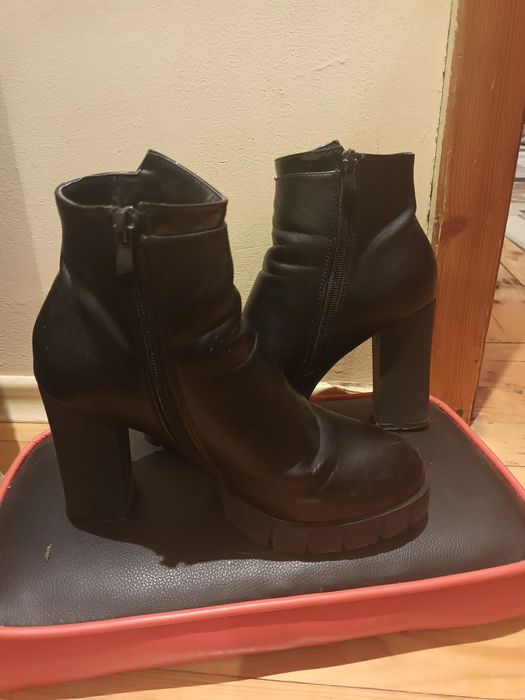 Дамски боти,ботуши,обувки