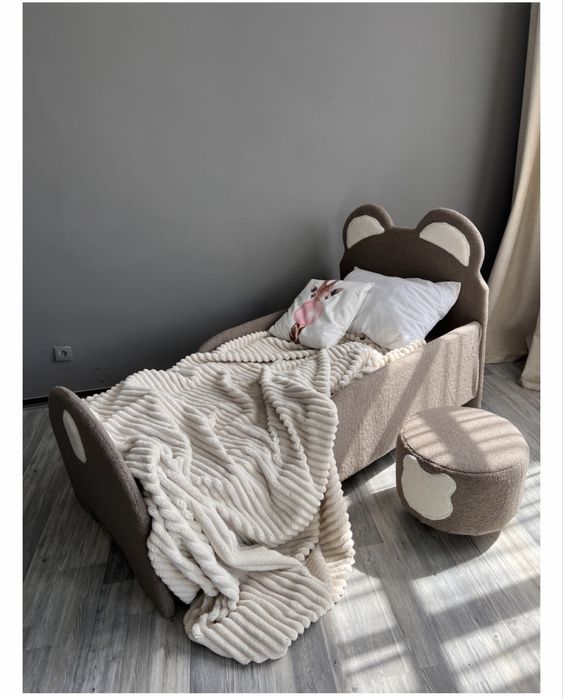 Детская кровать.