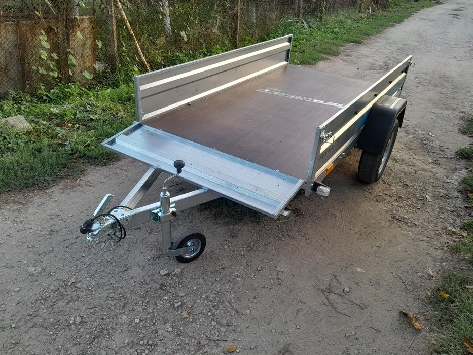 Ново ремарке 236х125 см