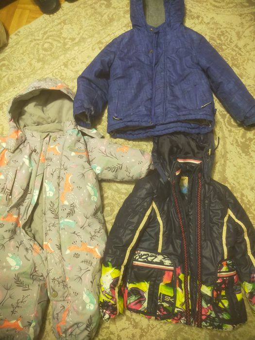 Продаю детские вещи.