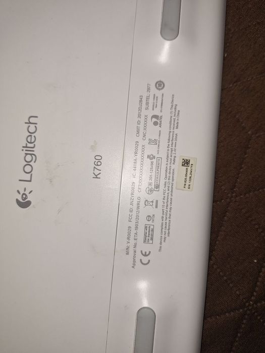 Tastatură solară Logitech K760