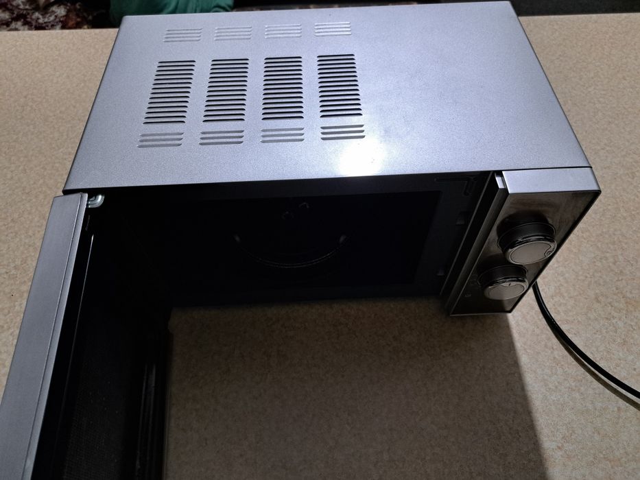 "BESTON" Mikrovolnovka sotiladi!