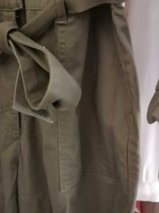 Salopeta groasa nouă,casual, kaki,f.eleg,buzunare later./piept, cordon