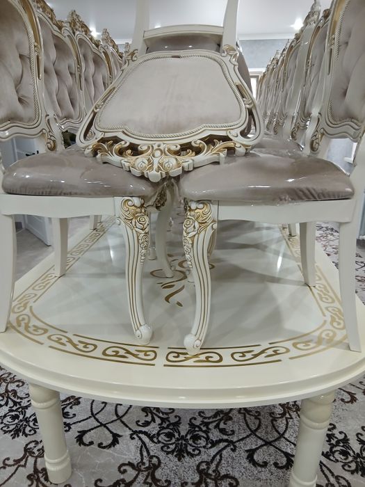 Продам стол со стульями