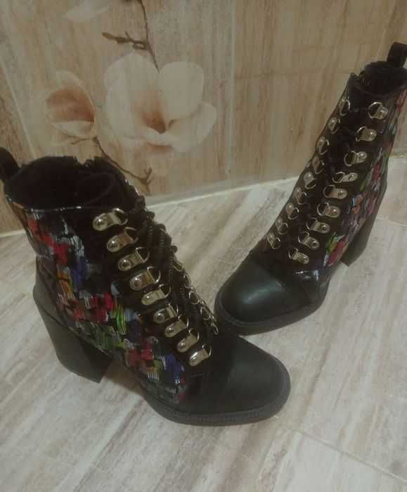 Дамски боти Gabina