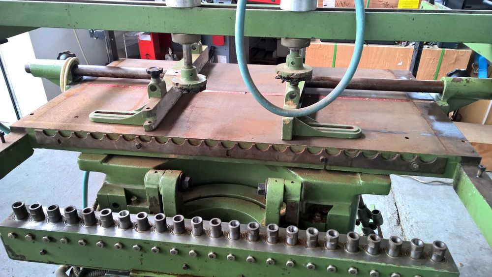 Сребрин многопрофилна с 23 свредла