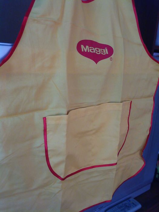 фартук фирменный "Магги"