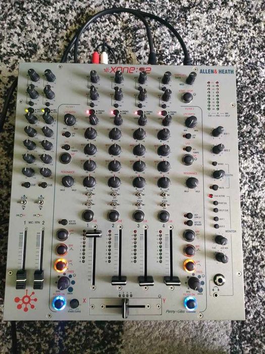 Allen & Heath xone 92 prima varianta impecabil