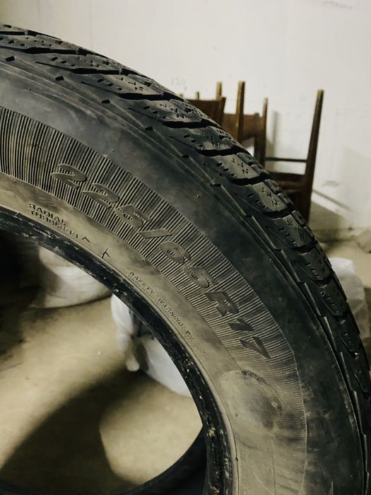 Зимние шины R17 / 225 / 65