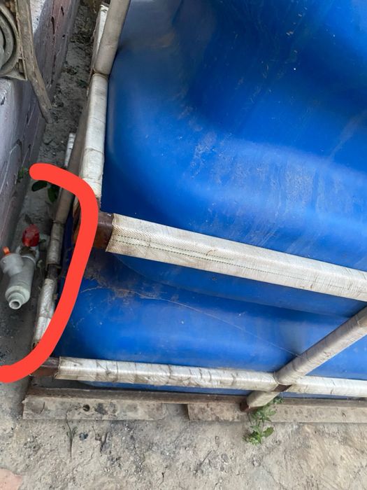 Бачок для вода ( мойка и т.д.)