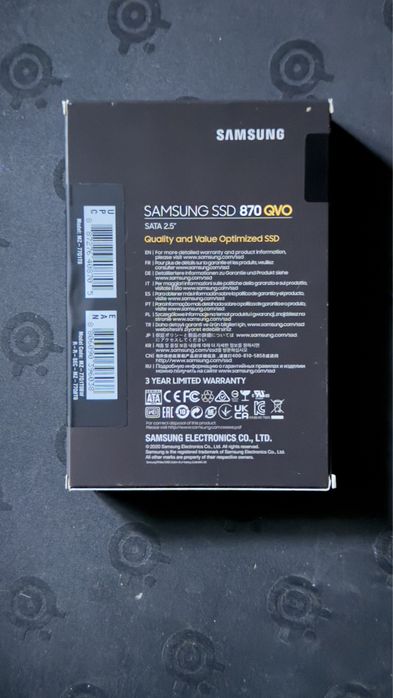 SSD-накопитель Samsung 870 QVO на 1ТБ
