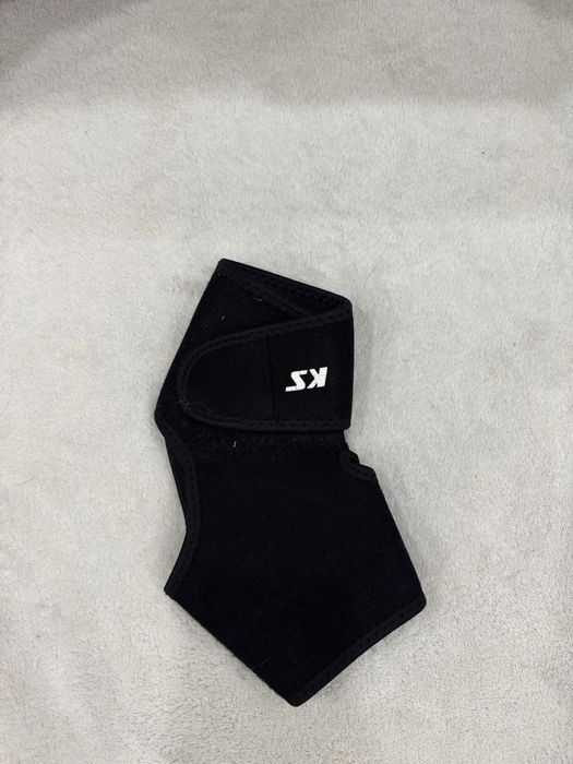 Локтевой фиксатор