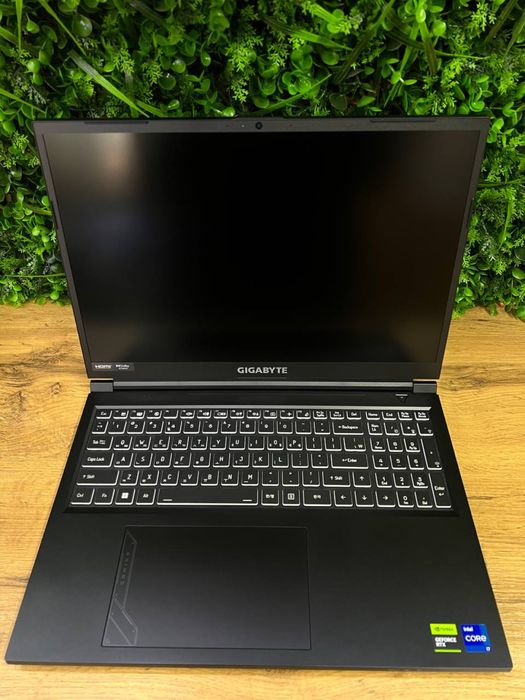 Gigabyte G6/i7-13700H/16/1tb/rtx4060